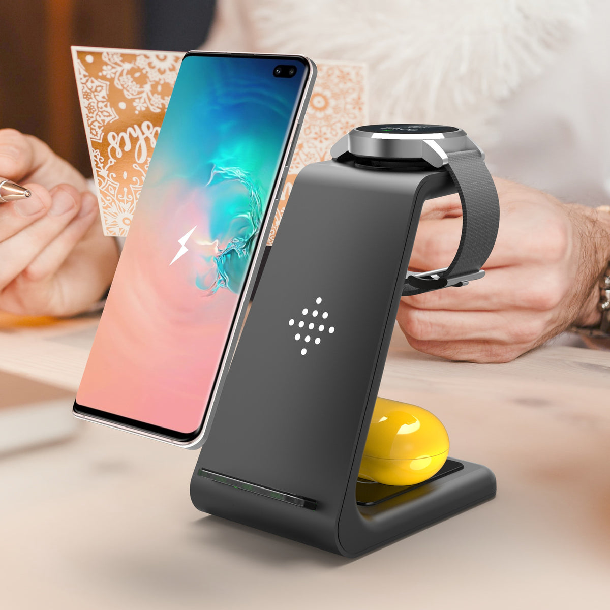 Fast Charging Wireless Charger Stand