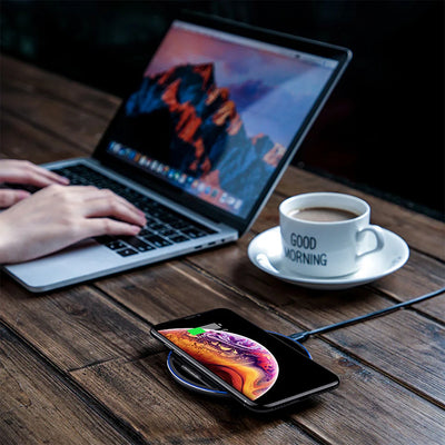 Fast Wireless Charging Pad For Sam-sung and iPhone
